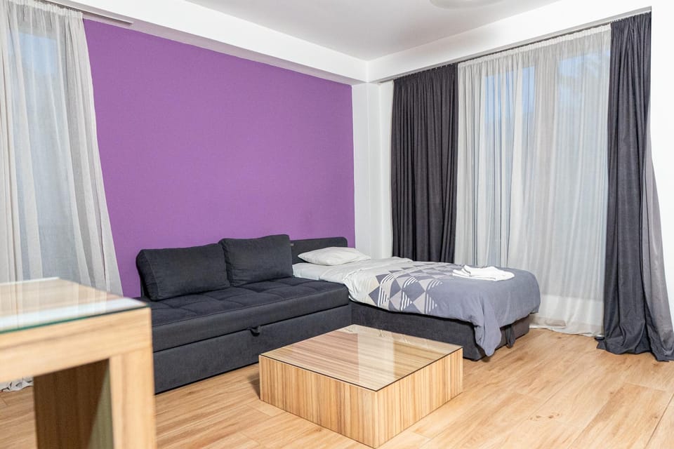 Living room, Photo of the whole room