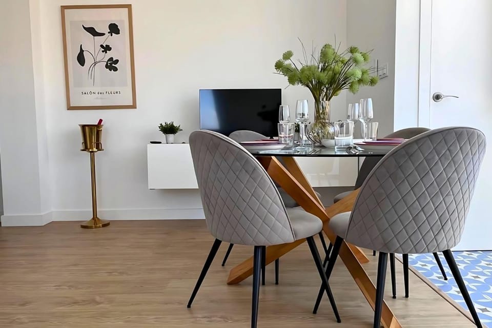 TV and multimedia, Living room, Dining area