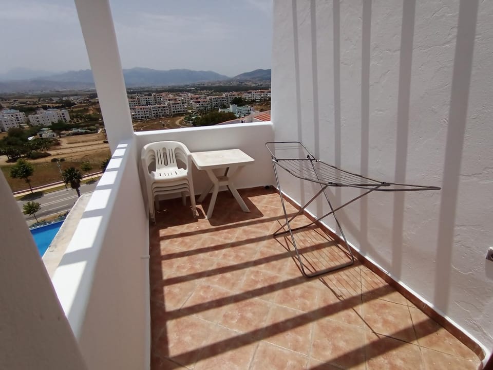 Patio, Day, Natural landscape, View (from property/room), Balcony/Terrace, Dining area, Mountain view