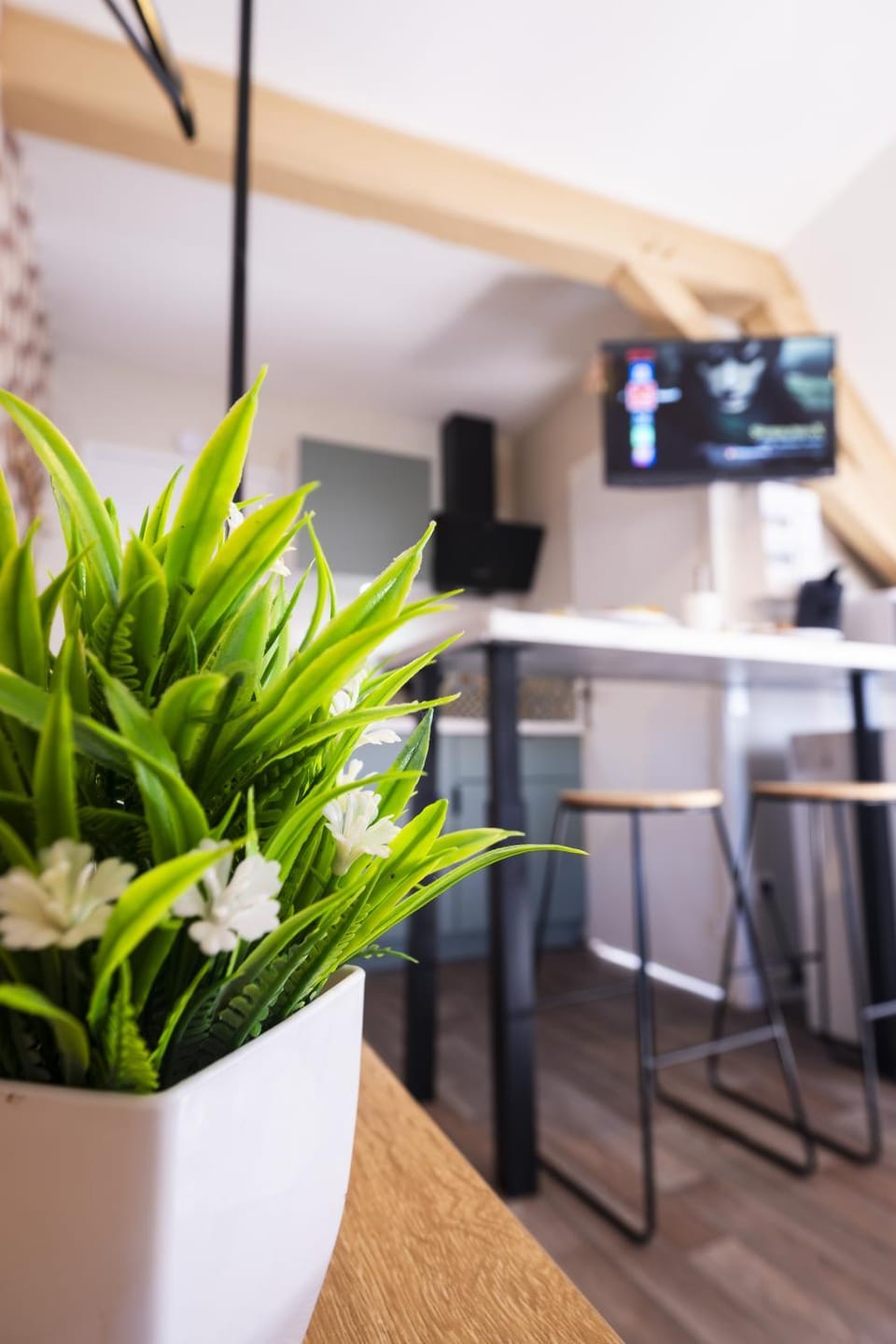 NOUVEAU STUDIO OMER - Netflix & Clim - Centre Ville Transports - Idéal PRO ou COUPLE - Cosy & Confort - OFFRE SPÉCIALE Apartment in Hauts-de-France