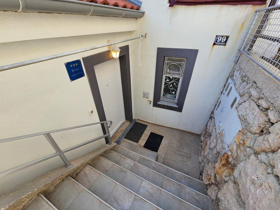 Apartment SUBMARINE Apartment in Lika-Senj County