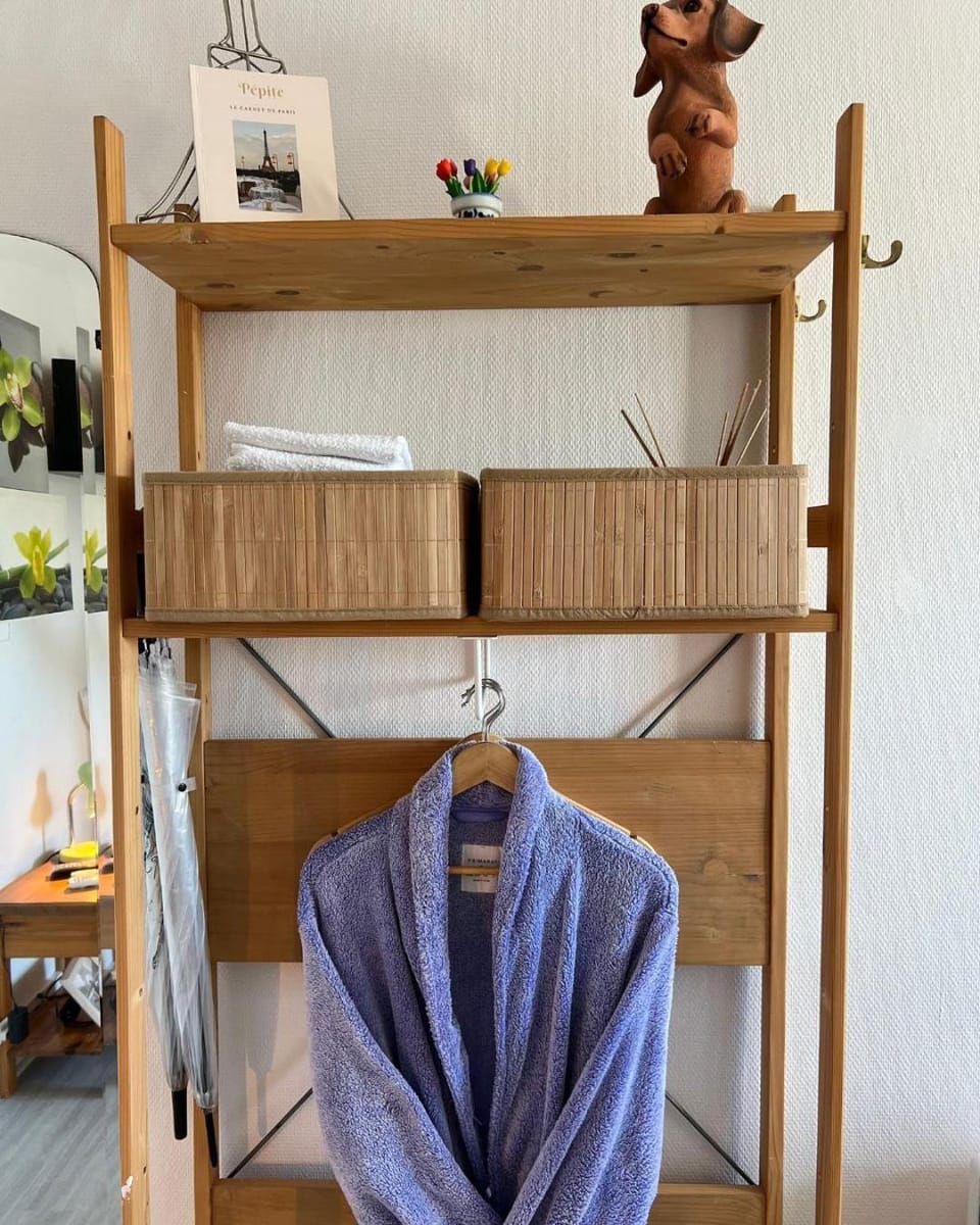 wardrobe