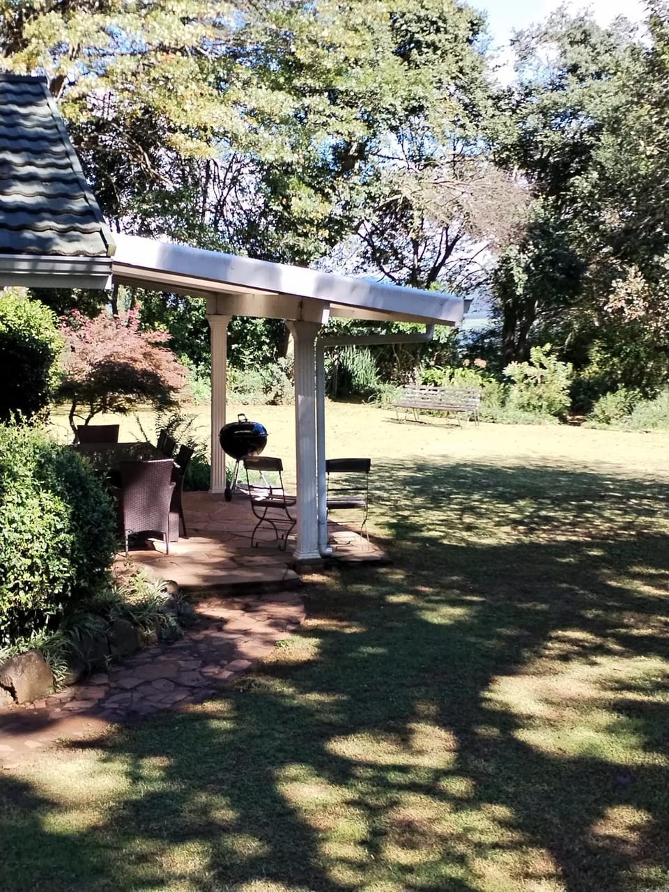 Property building, Day, BBQ facilities, Garden, Garden, Garden view