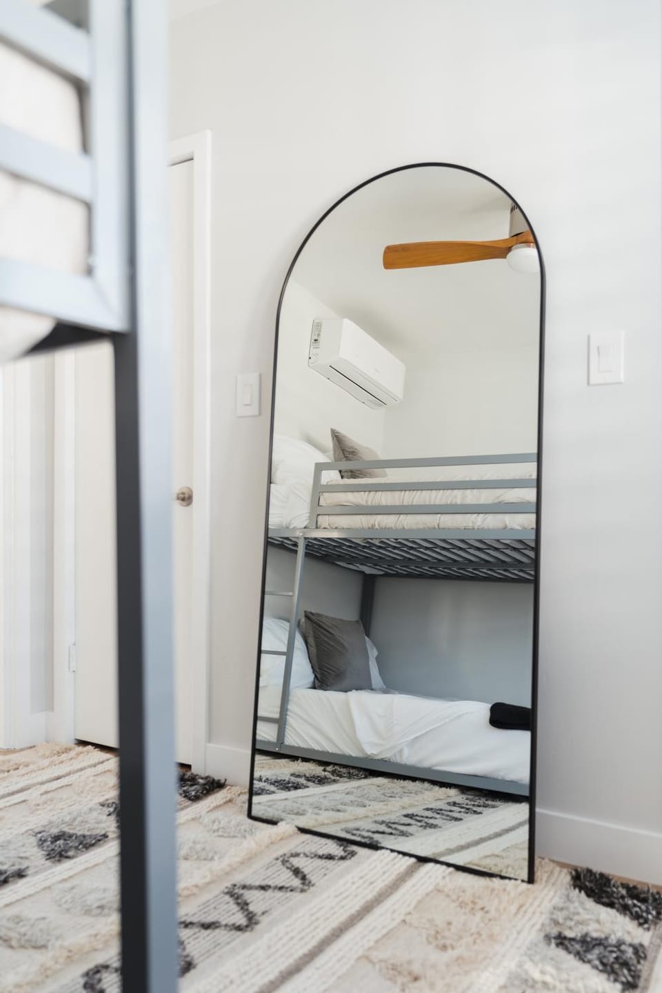 Bed, bunk bed