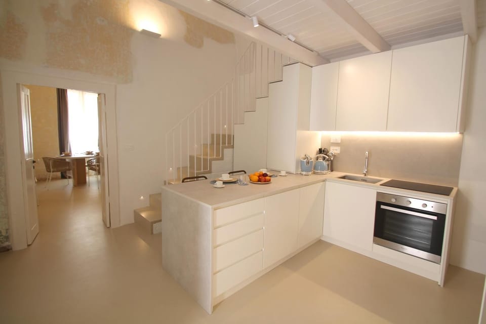 Kitchen or kitchenette, Dining area, dishwasher, oven, stove, toaster