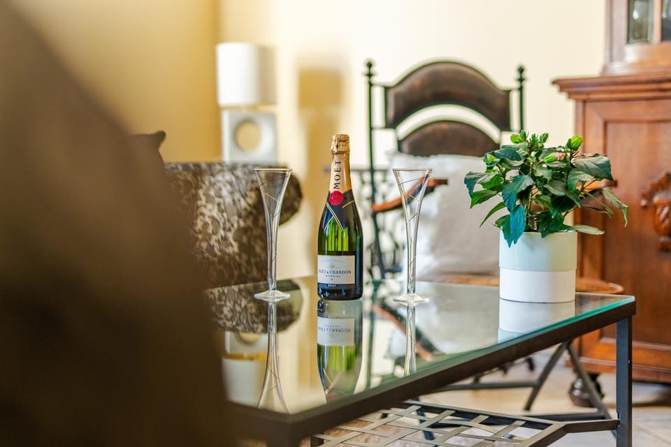 Seating area, Alcoholic drinks