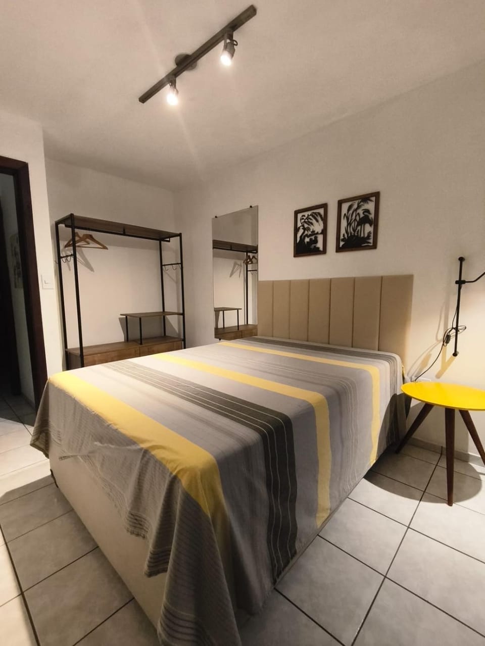 Apartamento Central em Matinhos Apartment in State of Paraná