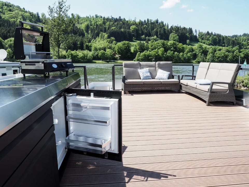 Natural landscape, BBQ facilities, View (from property/room), Balcony/Terrace, Seating area