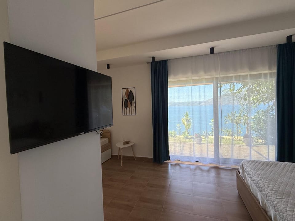 Sebi's Chalet with Sea View Chalet in Vlorë County, Albania