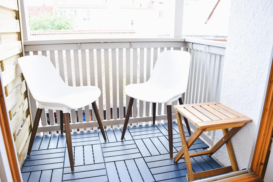 View (from property/room), Balcony/Terrace, Balcony/Terrace, Seating area, Dining area