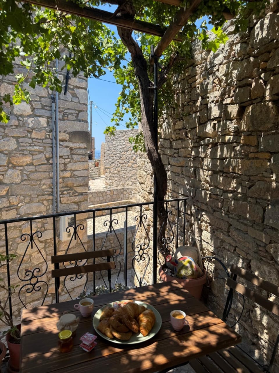 Patio, Day, View (from property/room), Balcony/Terrace