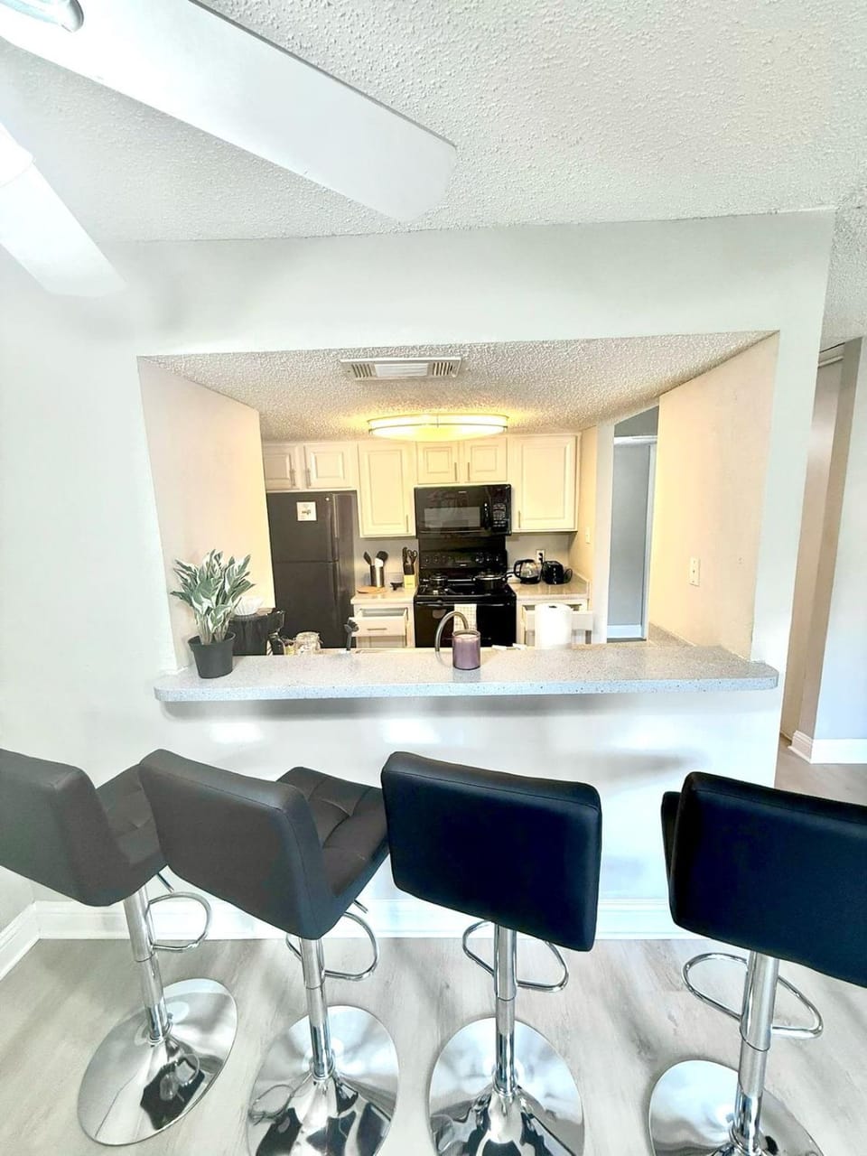 Cozy retreat 1Br 1Ba near hospital and tollway Apartment in Addison