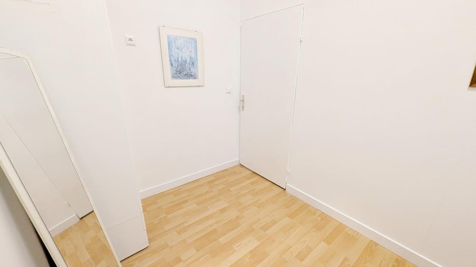 Comfortable rooms in Lugner City area HE Vacation rental in Vienna