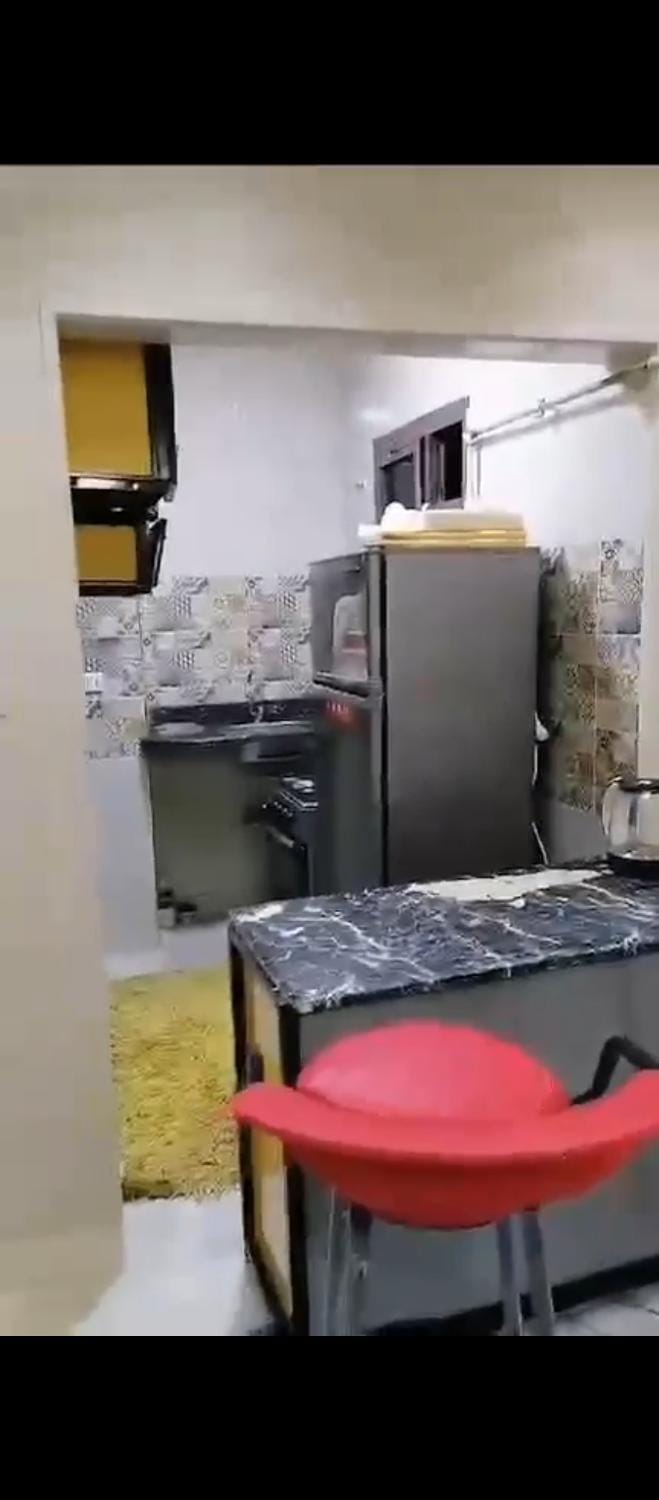 استوديو مفروش جديد مكيف فى الدقى Apartment in Egypt