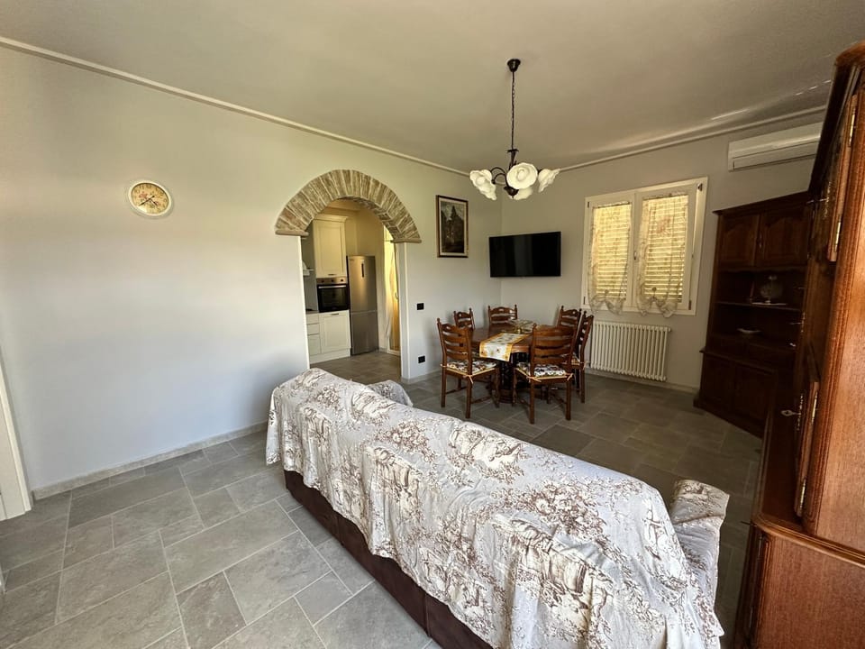 Casa in mezzo agli Ulivi Bed and Breakfast in Emilia-Romagna