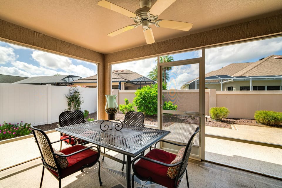 Stay in The Villages: Active Lifestyle House House in The Villages