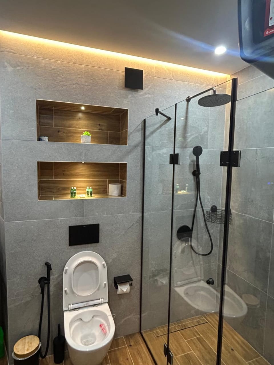 Shower, Bathroom