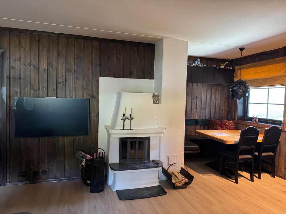 Communal lounge/ TV room, TV and multimedia, Kitchen or kitchenette