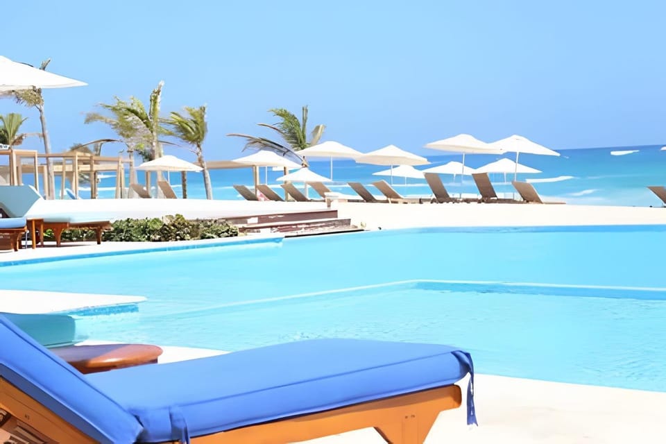 Beach, Swimming pool