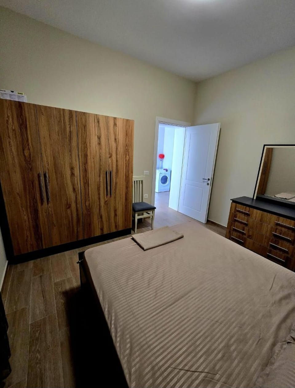 Bedroom, wardrobe