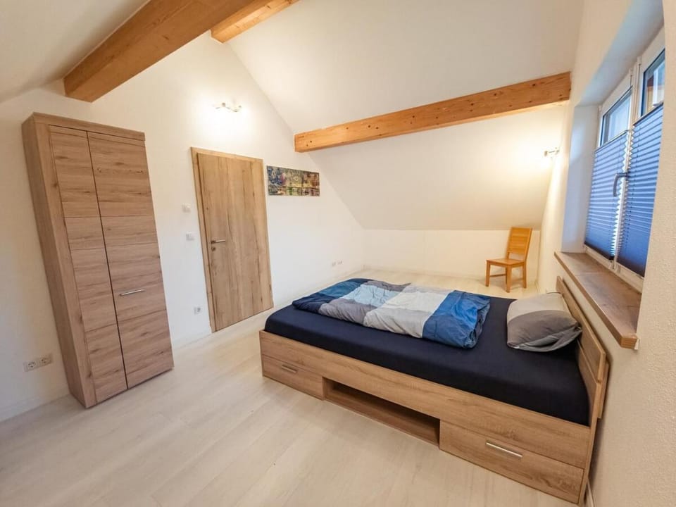 Bed, Photo of the whole room, Bedroom, wardrobe