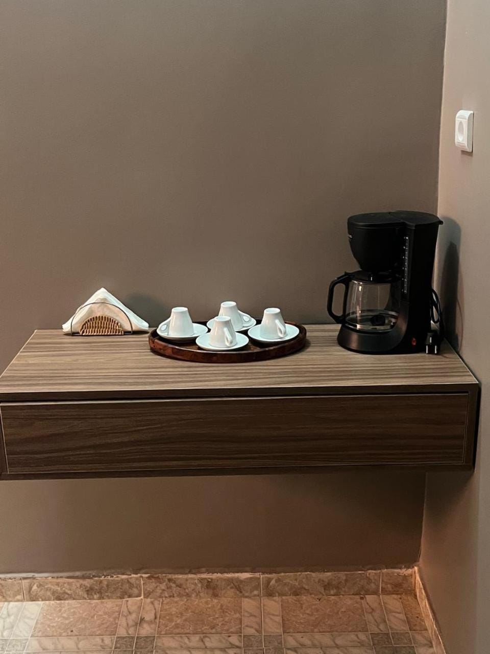 Coffee/tea facilities