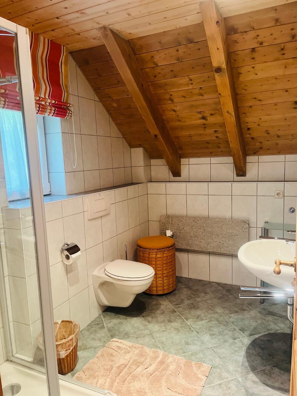 Shower, Toilet, Bathroom