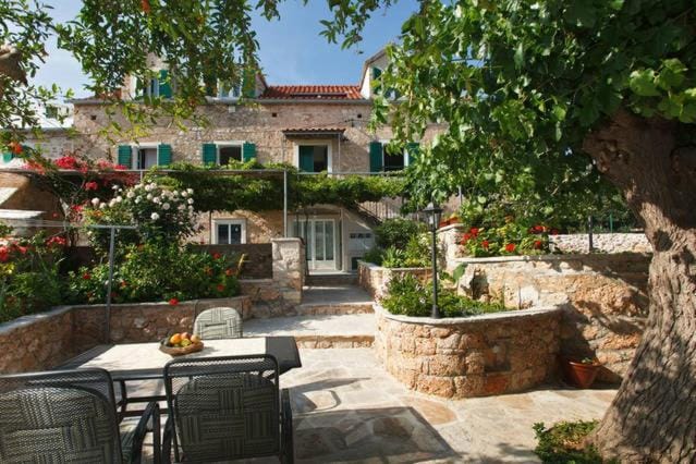 Property building, Patio, Garden view