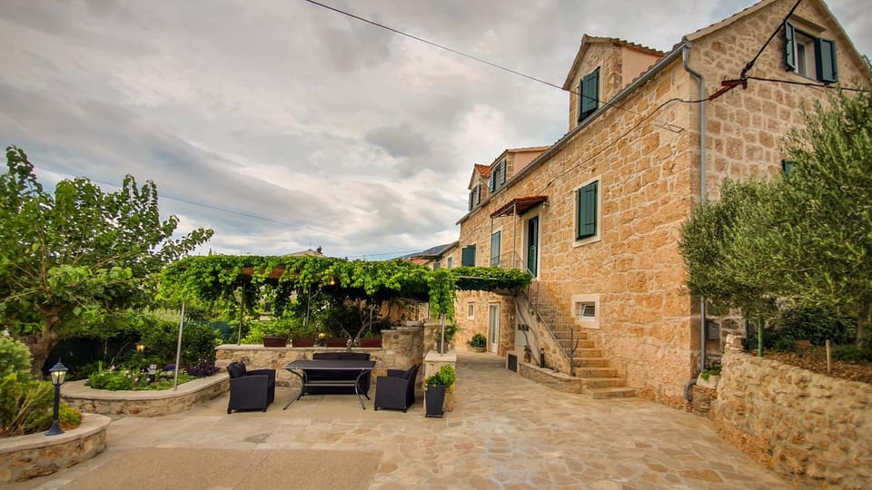 Property building, Patio, Garden, Garden view