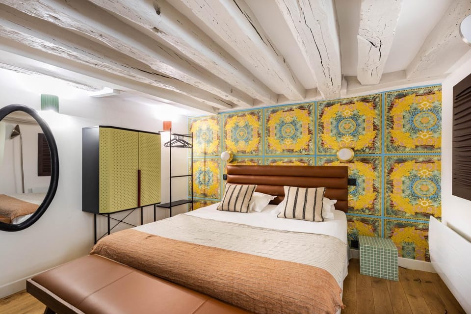 Bed, Kitchen or kitchenette, Photo of the whole room, Bedroom, oven, wardrobe