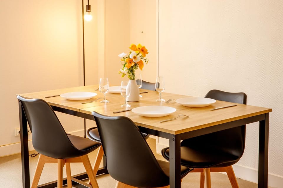 La Place Servant 2 Apartment in Montluçon