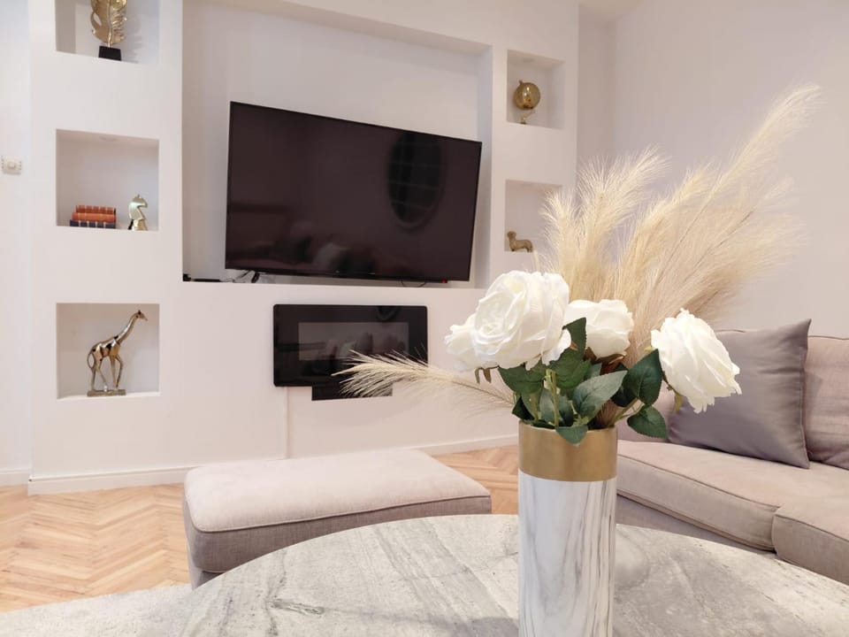 TV and multimedia, Living room