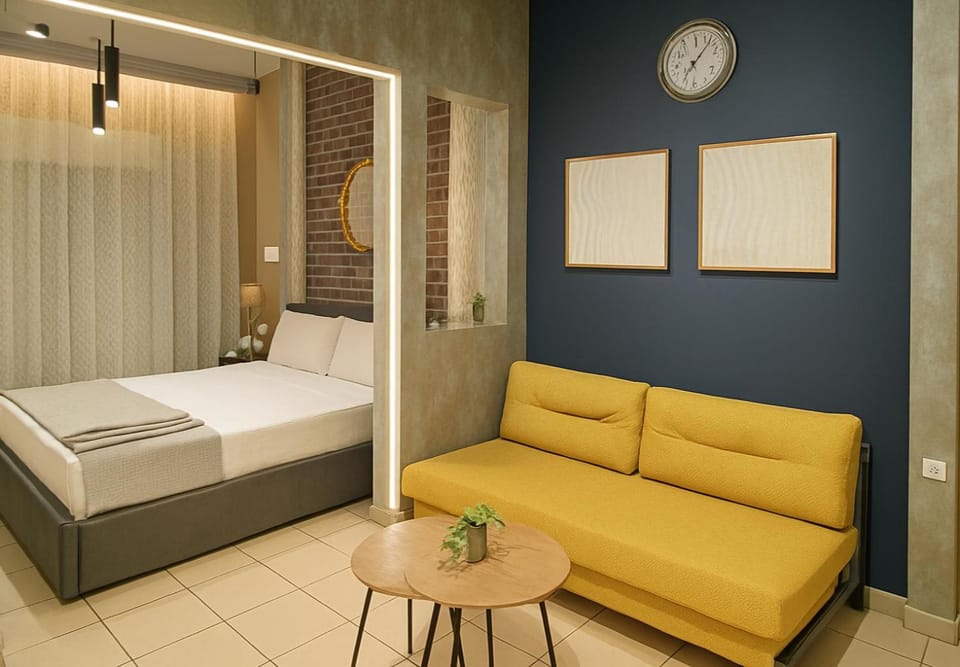 GPX CLR - Come Undone Suite Apartment in Peloponnese, Western Greece and the Ionian