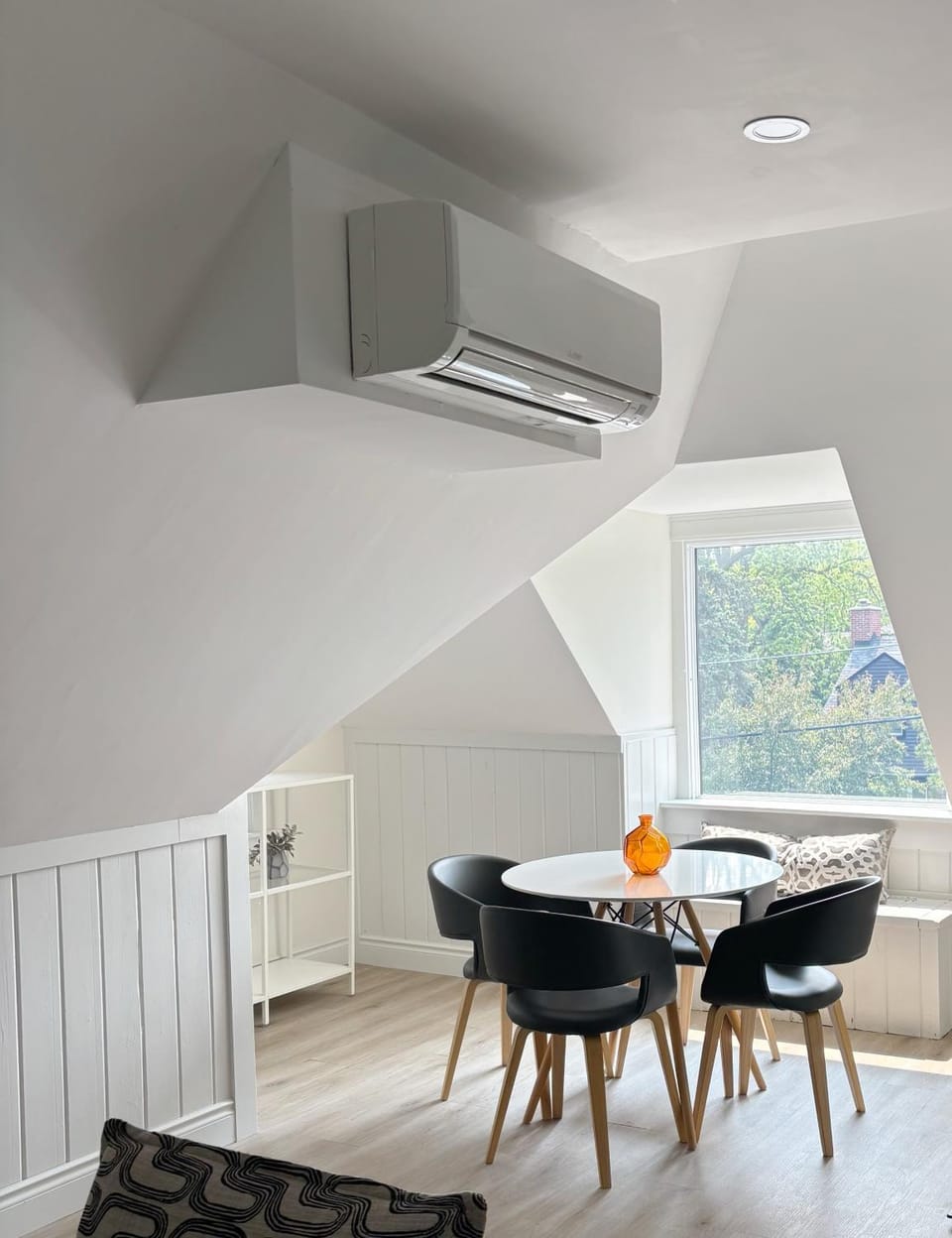 The Dove Loft Near DT & Hospital Apartment in Peterborough