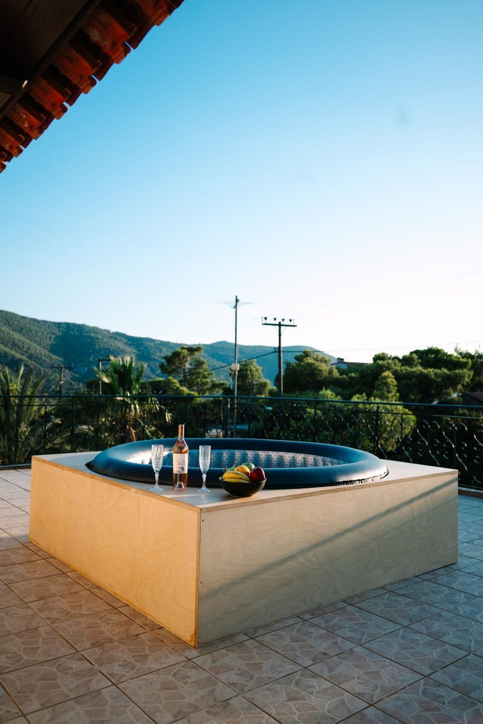 Villarose Suite HotTub SunsetView Apartment hotel in Euboea