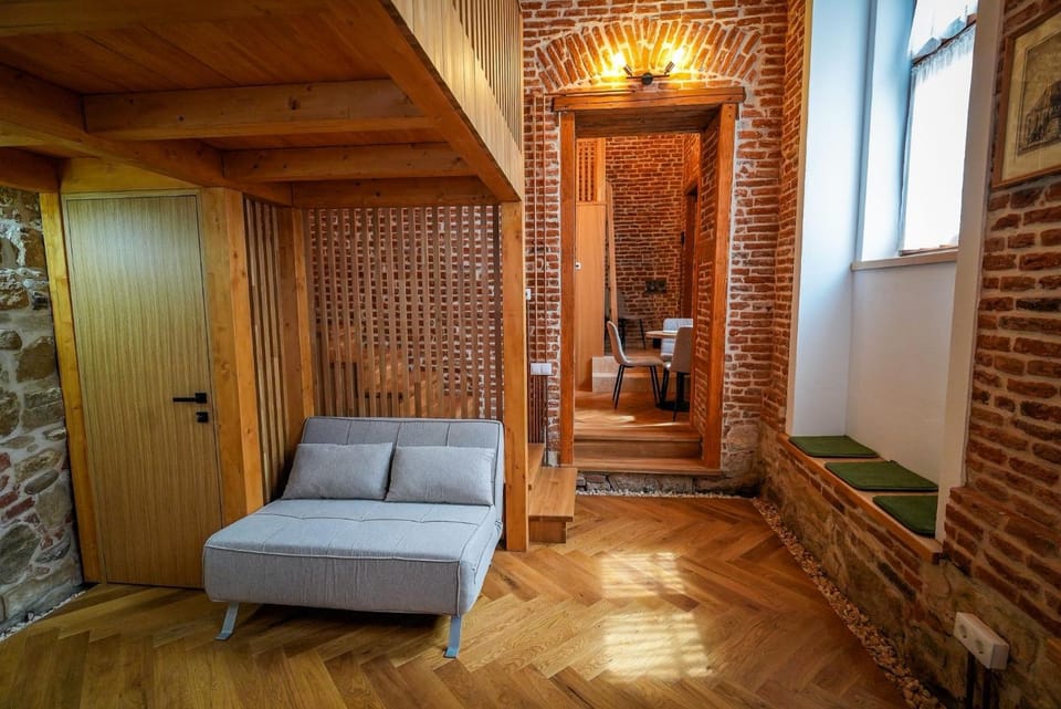 Bed, Living room, Photo of the whole room
