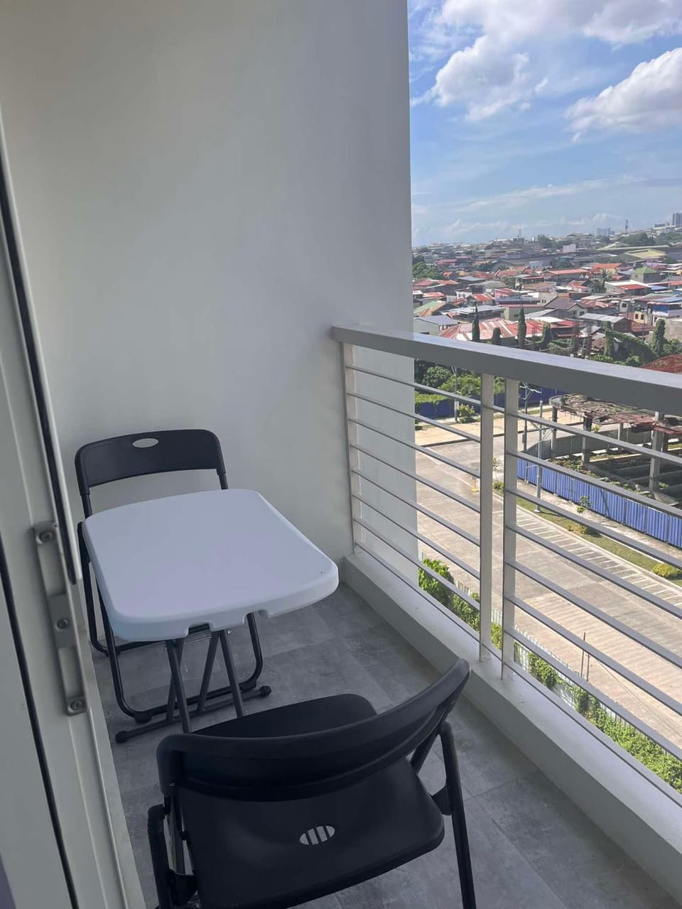 Onelakeshore condominuim Apartment hotel in Davao City