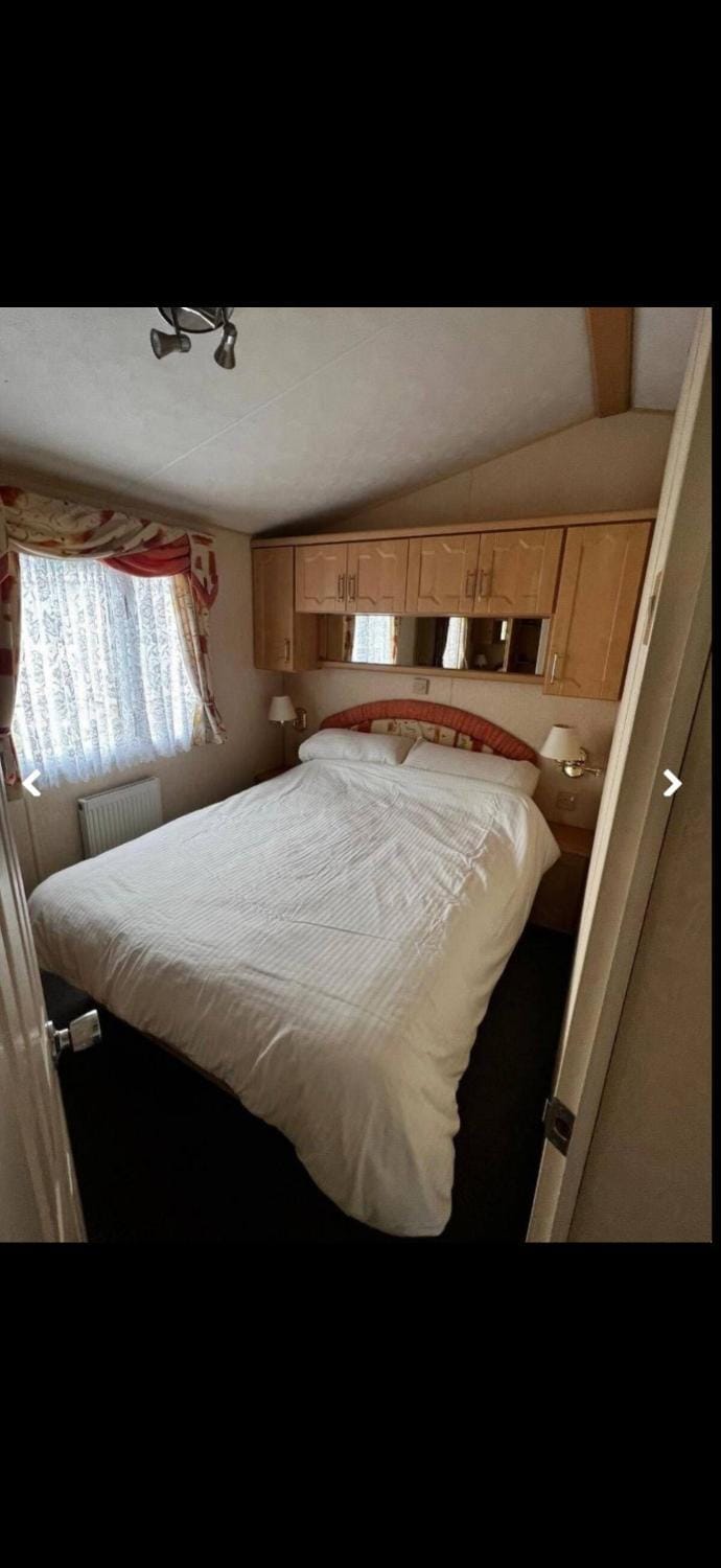 Cosy Caravan Towyn House in Towyn