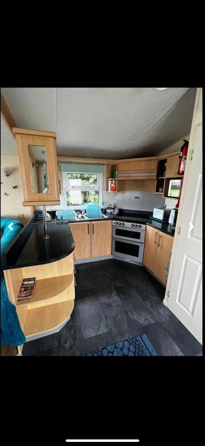 Cosy Caravan Towyn House in Towyn