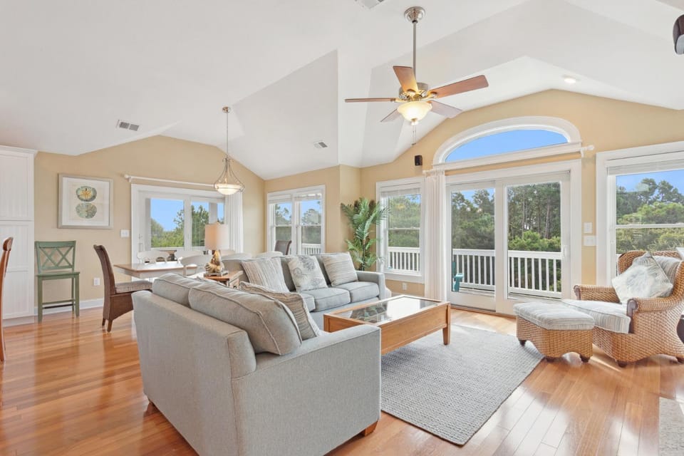 1304 - Top of the Hill House in Corolla
