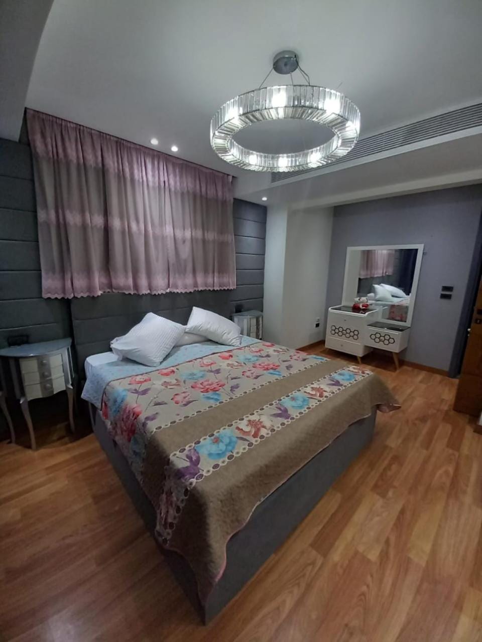 شقة مفروشه الترا سوبر لوكس لايجار اليومي بجانب نادي الصيد الدقي Apartment in Egypt