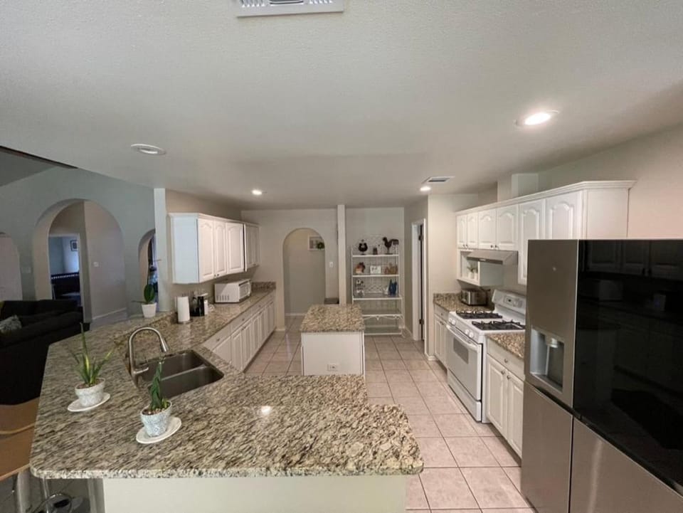 Casa Escondida House in Leon Valley