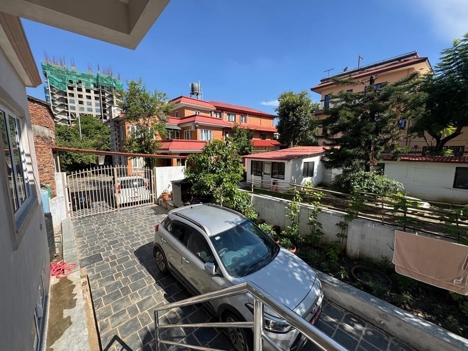 Neighbourhood, Parking