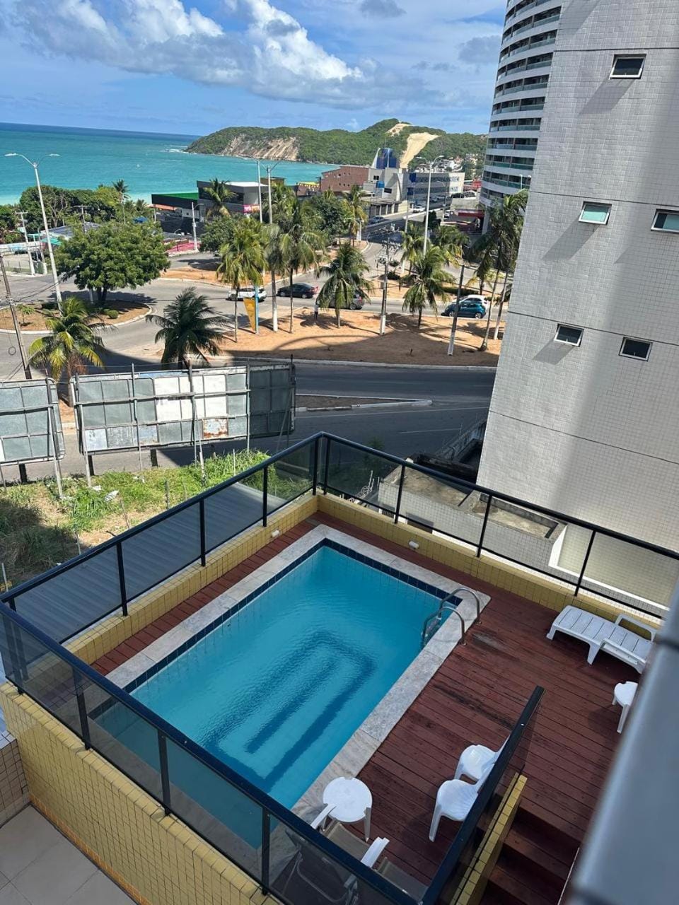 Property building, Pool view, Sea view