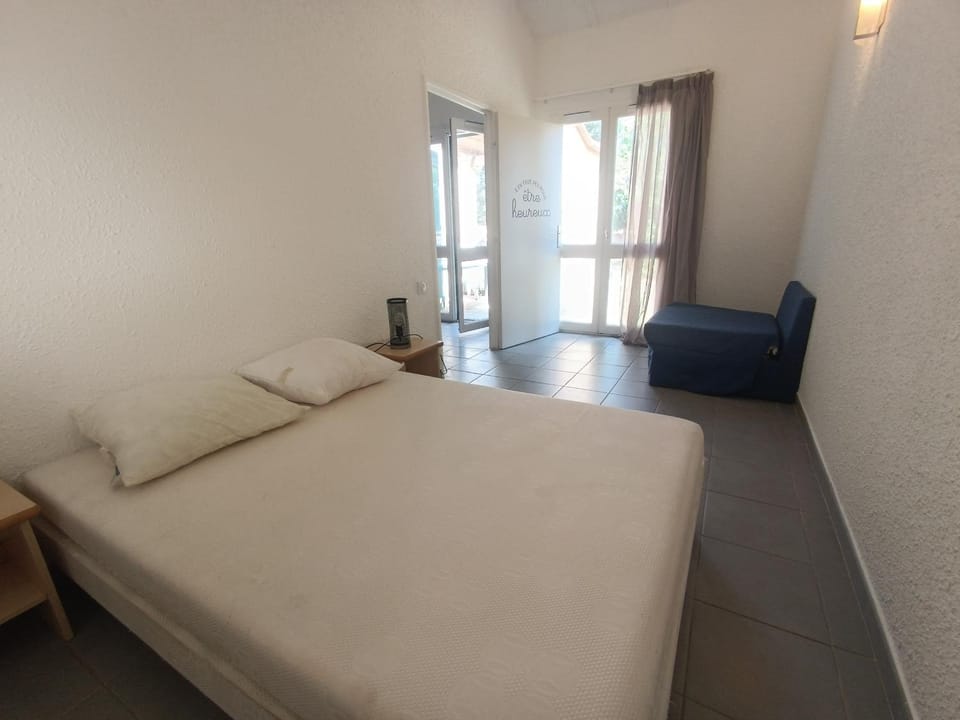 Pavillon familial avec terrasse et animaux acceptés à Argelès-sur-Mer Apartment in Argeles-sur-Mer