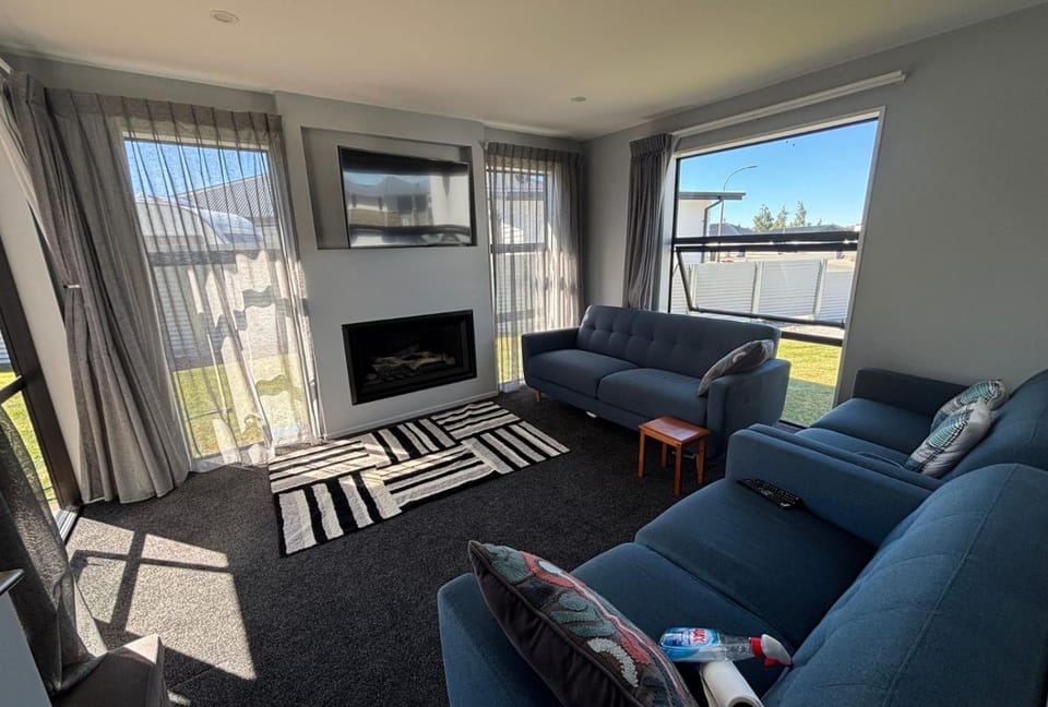 Luxury Retreat on Rhoboro House in Twizel