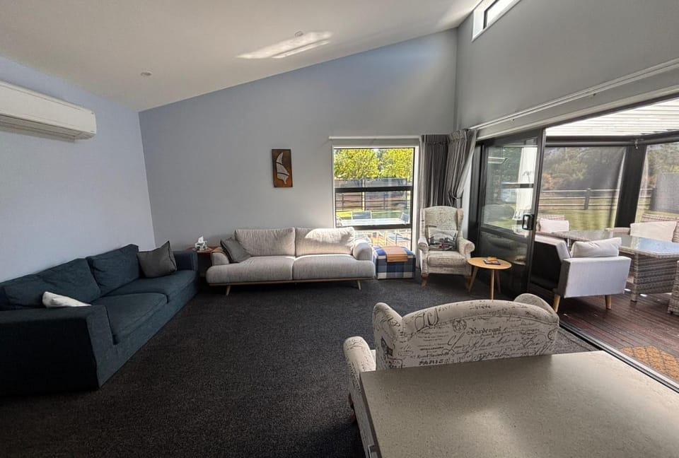 Luxury Retreat on Rhoboro House in Twizel