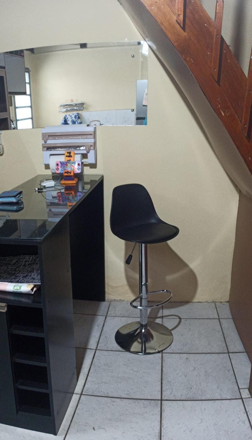 Kitchen or kitchenette, Dining area, oven, stove