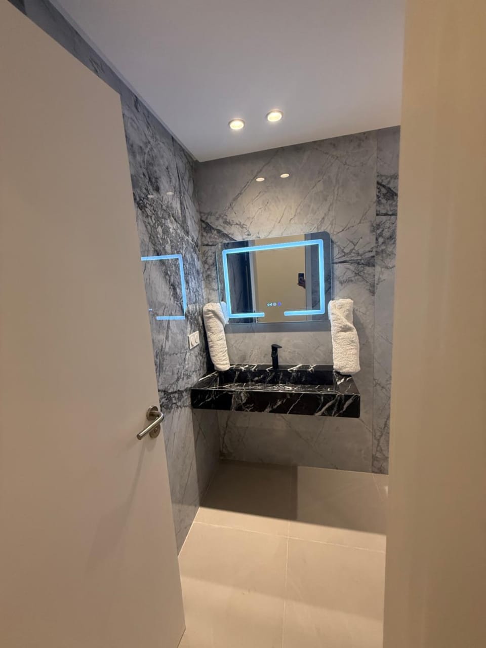 Appartement moderne Apartment in Marrakesh
