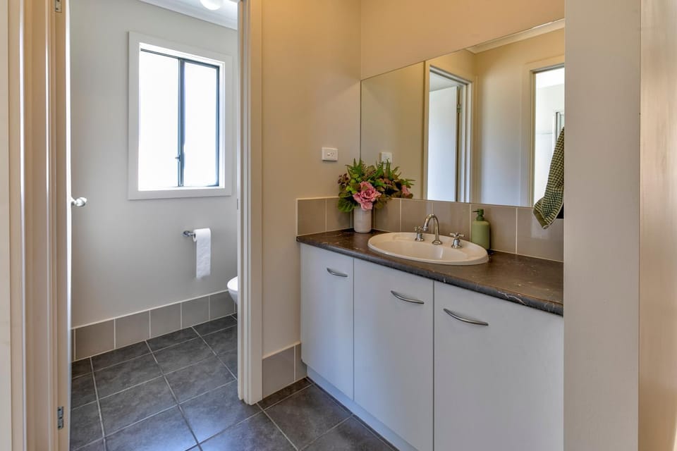 Toilet, Bathroom